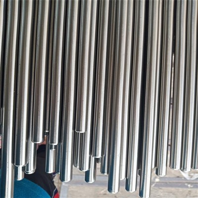 میله های تیتانیوم